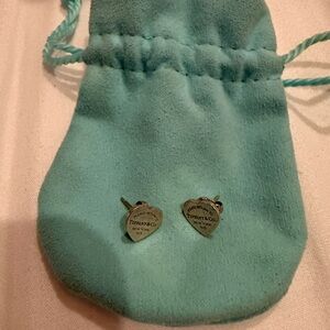Tiffany & Co. Silver Heart Earrings with Blue Pouch